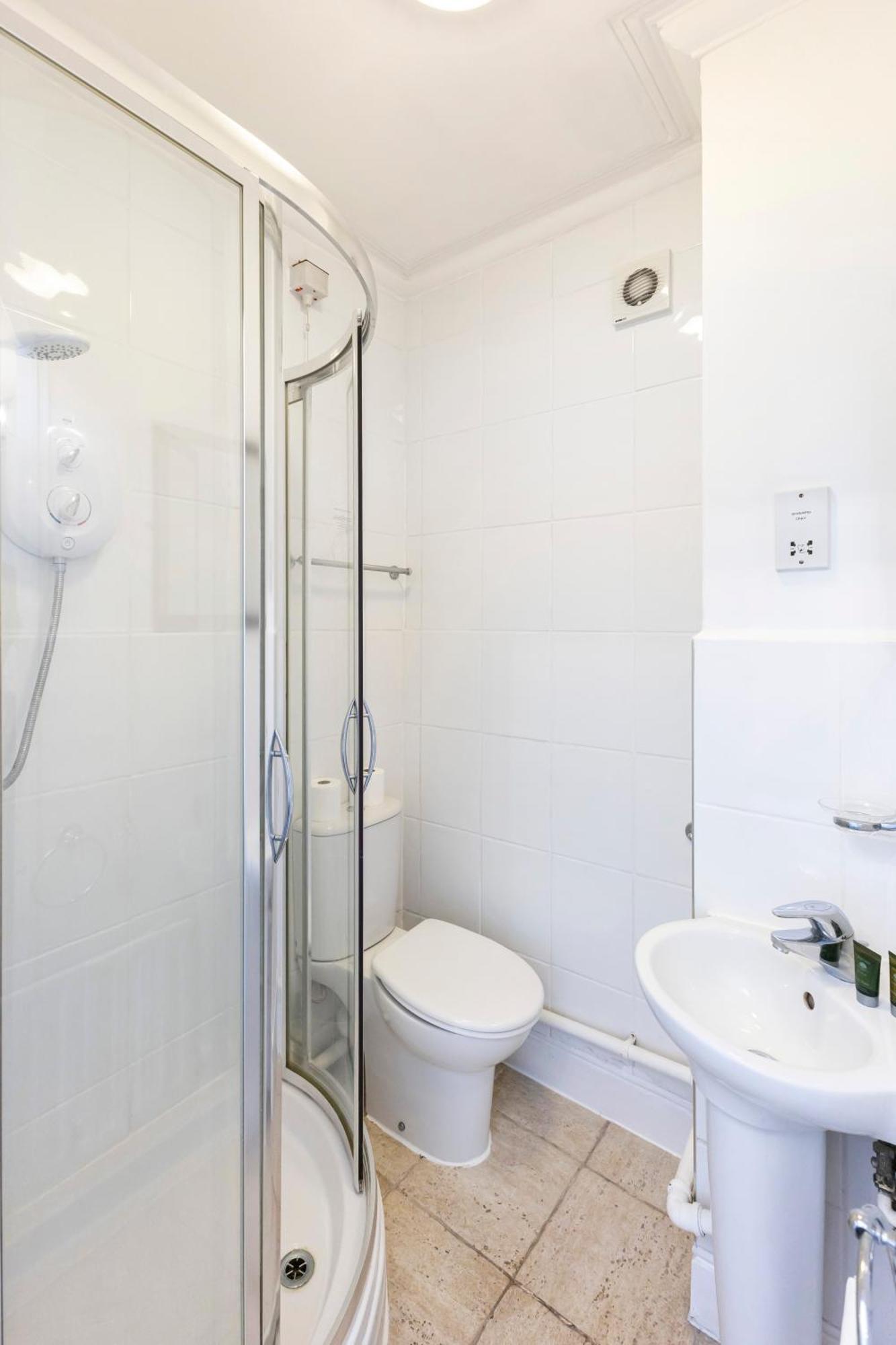 Oyo Blenheim House Hotel Etwall Ngoại thất bức ảnh